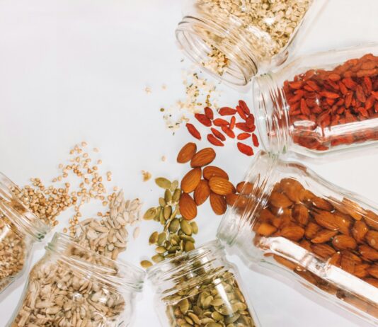 바쁜 직장인을 위한 건강 습관, 일상 속 실천법 인기 variety of assorted-color beans